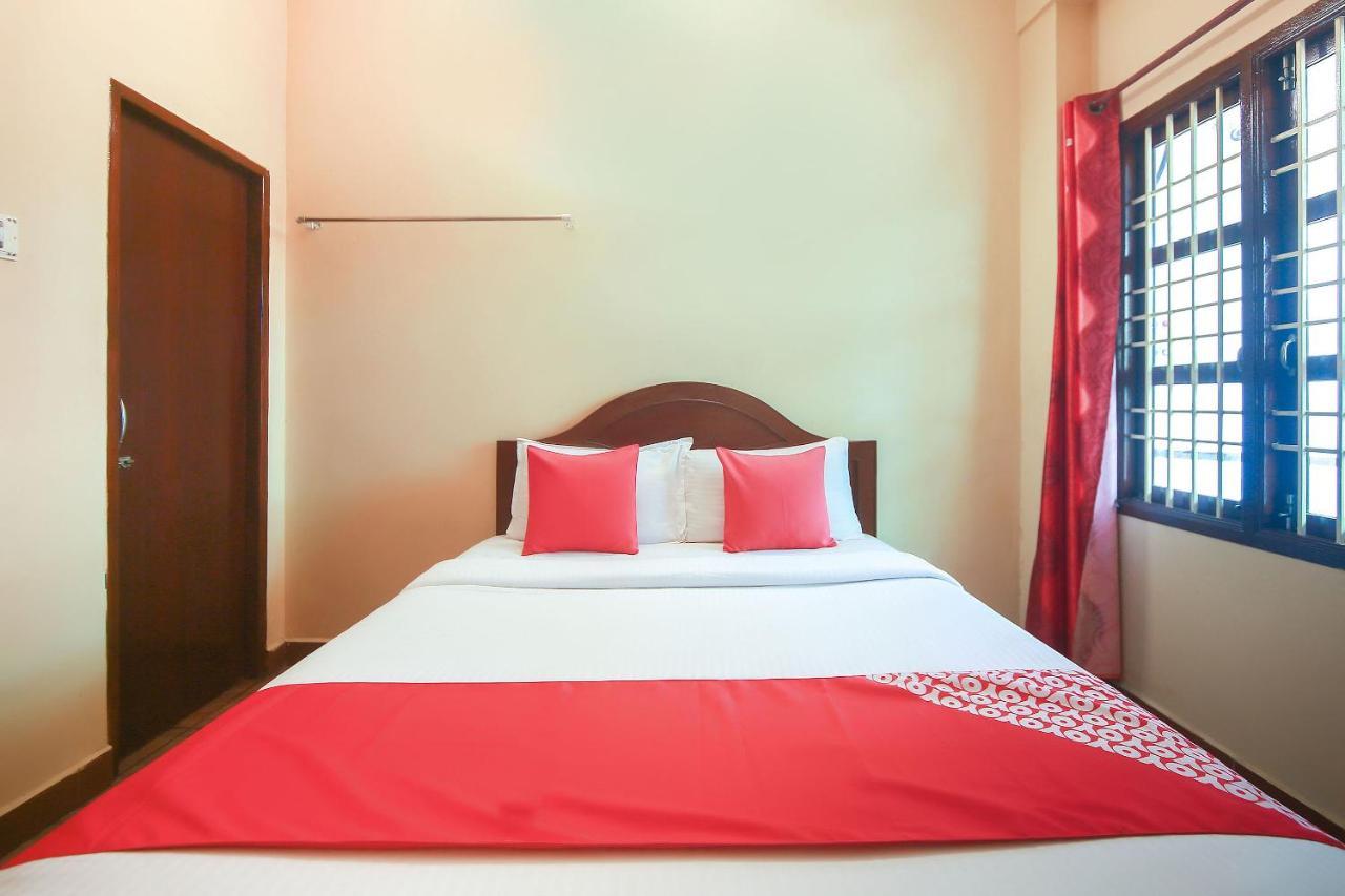 Oyo 23098 Ushama Heritage Guest House Pondichéry Extérieur photo